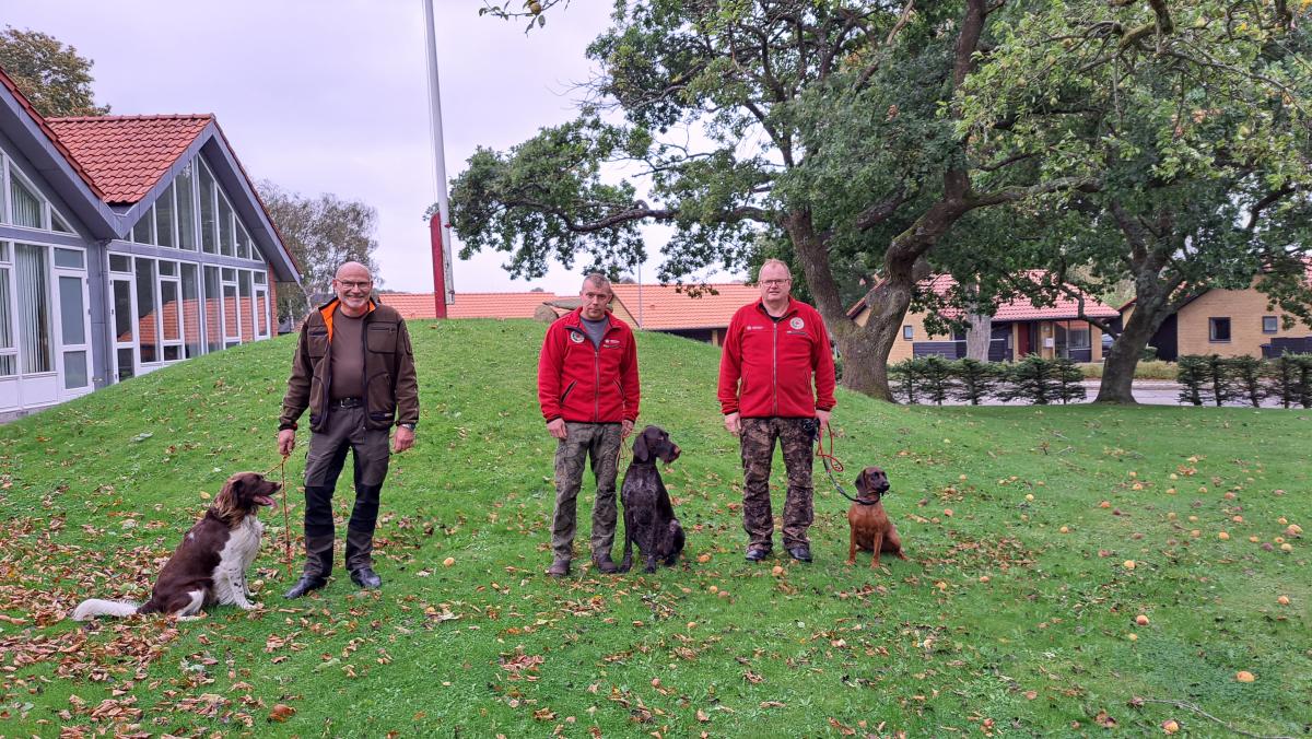 Tre nye hundeførere optaget på uddannelse